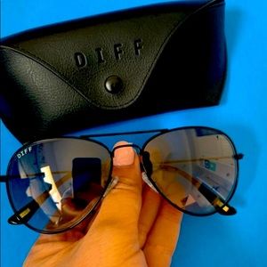 diff cruz new w/o tags.